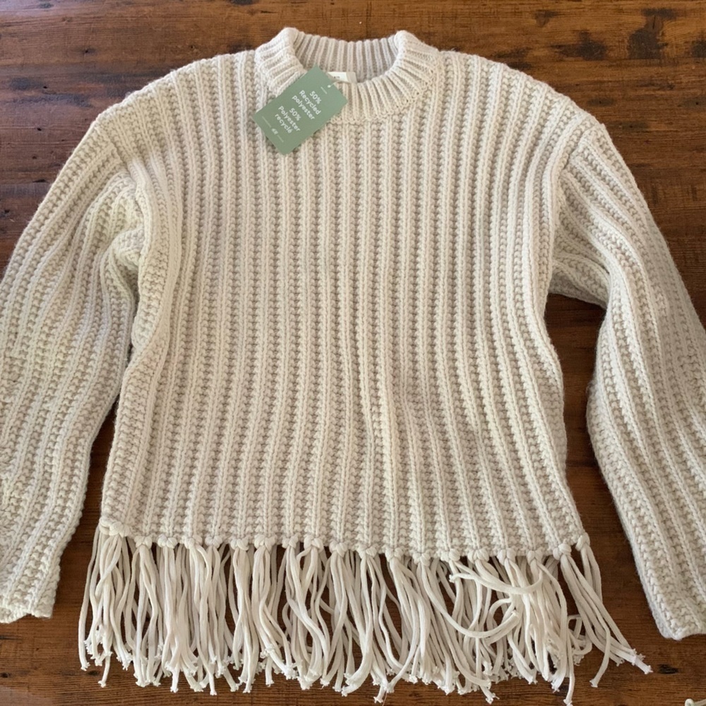 H&M NWT Winter White Fringed Wool Blend Sweater Neutral Winter Sz S - Picture 8 of 9